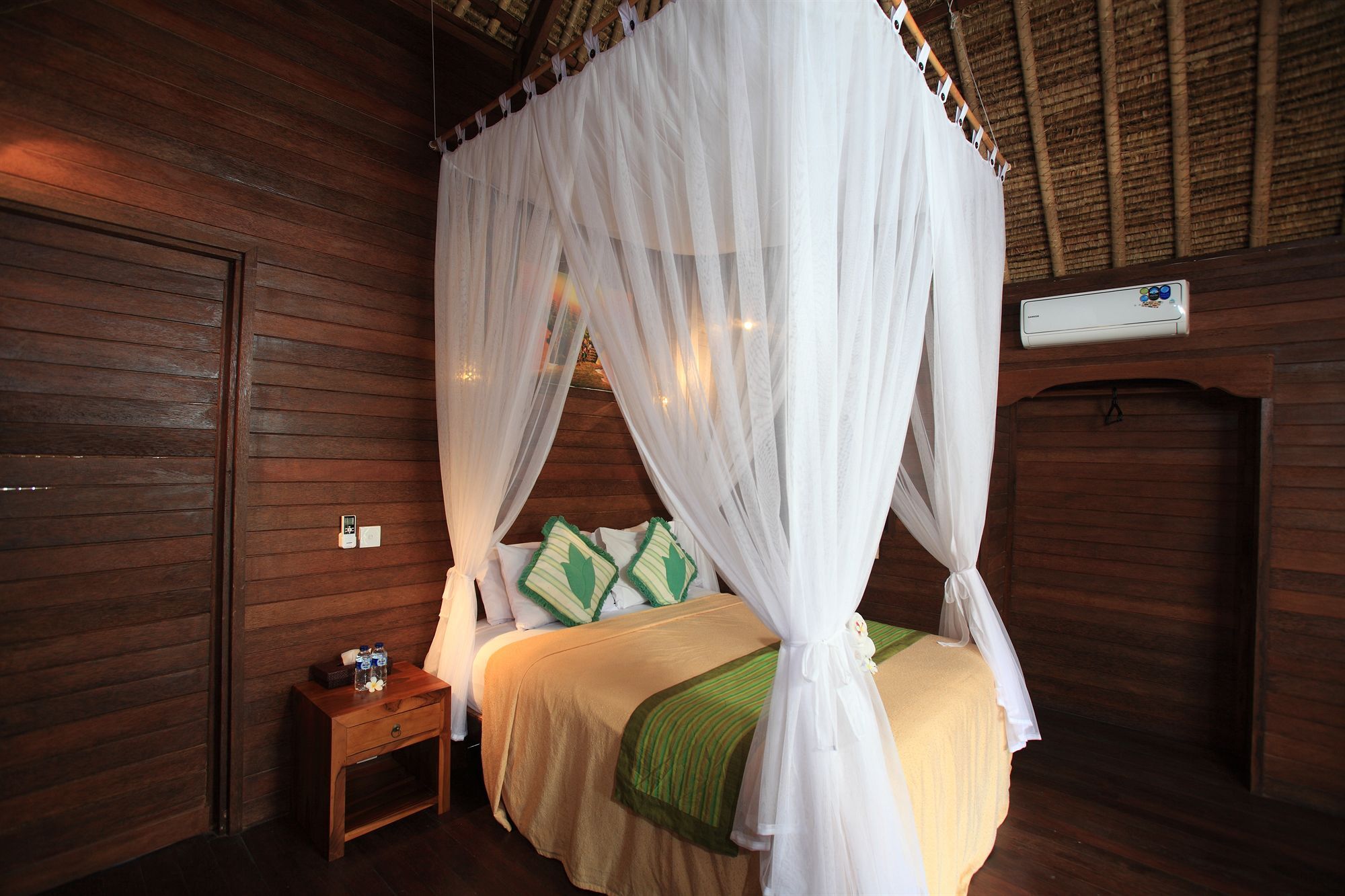 Sunset Coin Lembongan Hotel Bagian luar foto