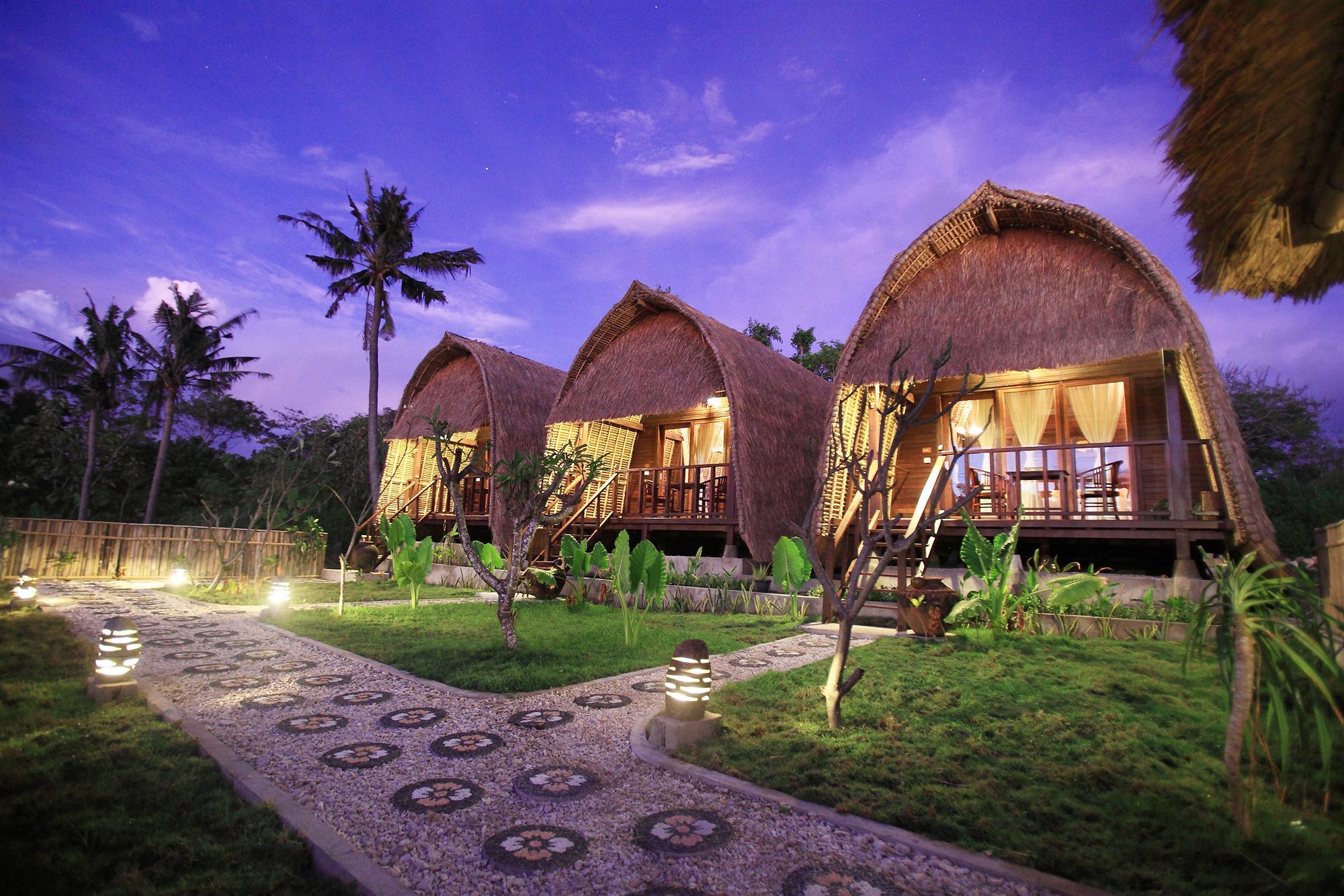Sunset Coin Lembongan Hotel Bagian luar foto